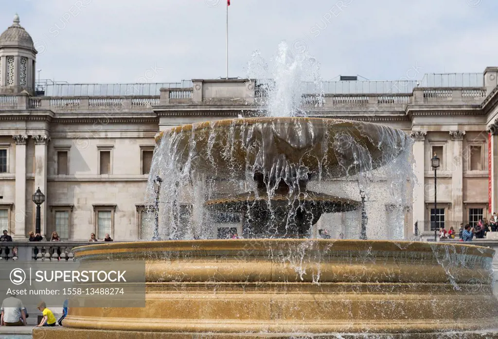 England, London, Trafalgar Square, fountain built by Sir Edwin Lutyens.