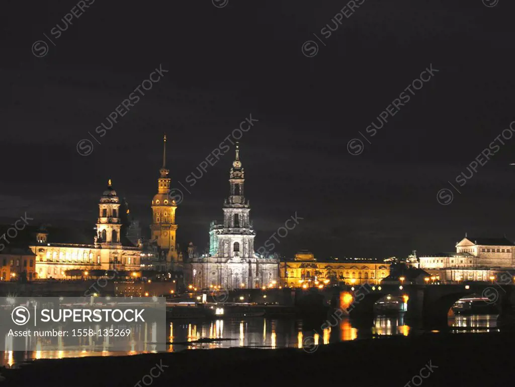 Germany, Saxony, Dresden, Old Town, illumination, evening, city, sight, destination, river Elbe riversides Brühlsche Terrasse palace court church, Zwi...