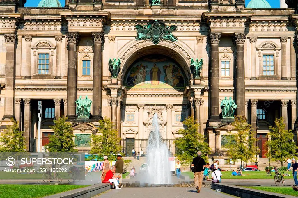 Germany, Berlin, Berlin cathedral, detail, Lustgarten, fountain, tourists, city, Berlin-middle, capital, bishop-church, main-church, church, architect...