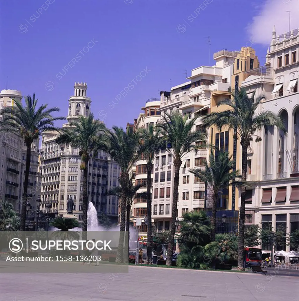 Spain, Valencia, Old Town, city view, Plaza Del Ayuntamiento, fountains, passers-by, Valencia-Stadt, downtown, place, main-place, residences, business...