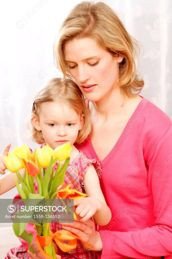 Mother, daughter, flower-bouquet, semi-portrait, people, woman, child, girl, blond, love, mother-love, happily, harmony, childhood, affection, mother-...