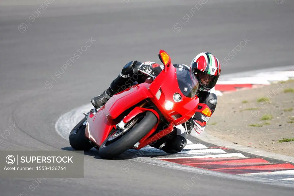 Racetrack, motorcyclists, curve-situation, street, curve, people, motorcycle, Motorradfahren, traffic, drives hobby, leisure time speed fun Fun Action...