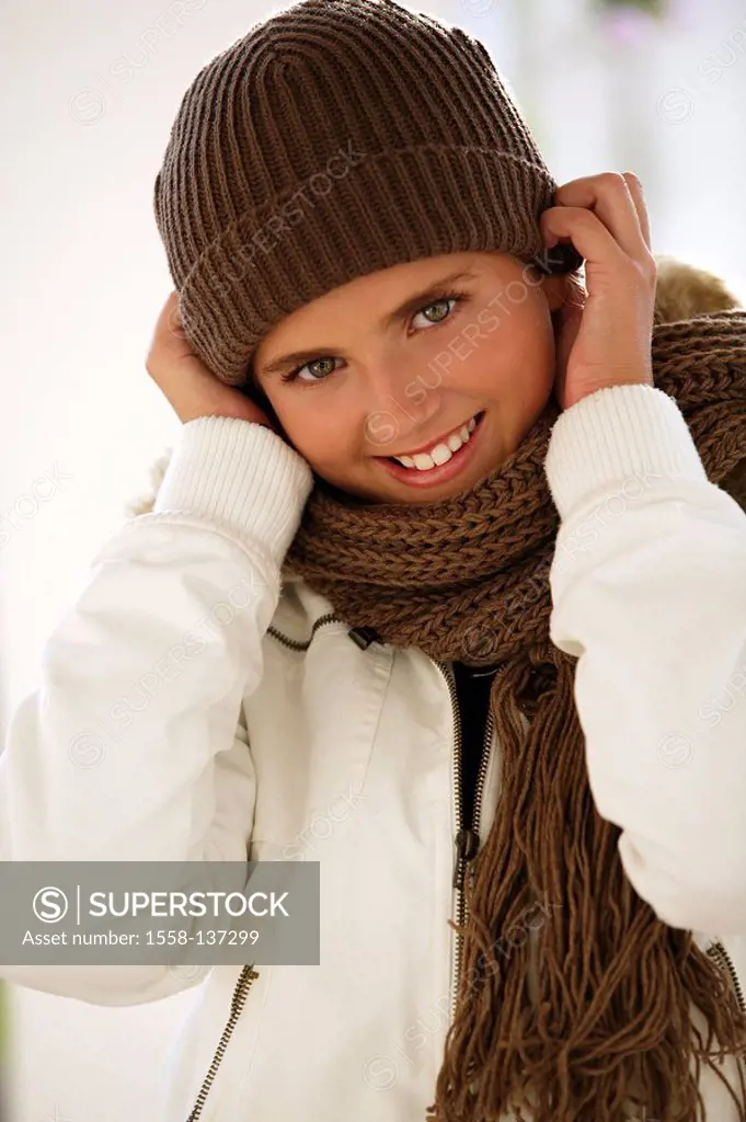 Woman, young, cap, jacket, scarf, smiling, portrait, series, people, winter-jacket, art-fur-collars, fur-collars, fur-collars, art-fur-collars, rope-c...