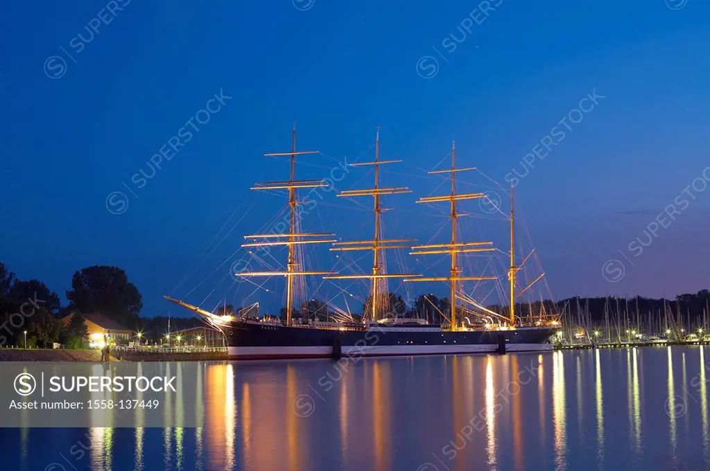 Sail-ship, ´Passat´, four-masters, harbor, lights, evening,