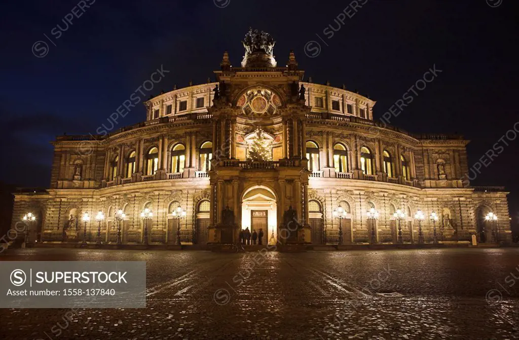 Germany, Saxony, Dresden, Semperoper, illumination, evening, theater-place, opera-house, opera, buildings, construction, architecture, renaissance, re...