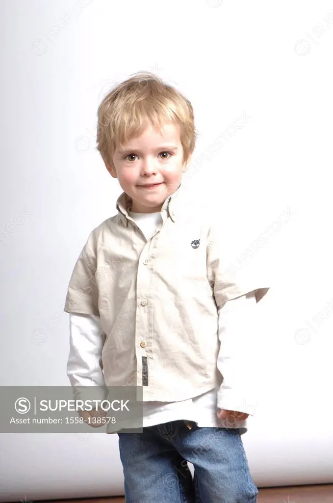 boy, blond, smiling, stands, series, people, child, toddler, 2-3 years, watching, camera, shirt beige, jeans, expression, curious, know-thirsty, smile...