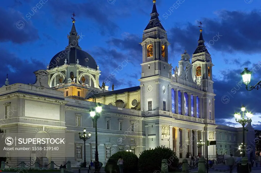 Spain, Madrid, cathedral Nuestra Senora de Almudena, twilight,