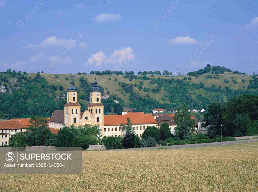 Germany, Bavaria, Altmühltal, Eichstätt, cloister wine-village, Augustinian-Choir Men Monastary, grain field, mountain, summer, Upper Bavaria, localit...