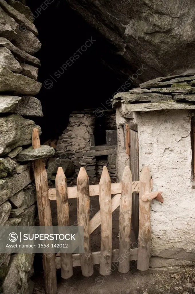 wooden door, Mondada, Val Bavona, Maggia valley, Tessin, Switzerland,