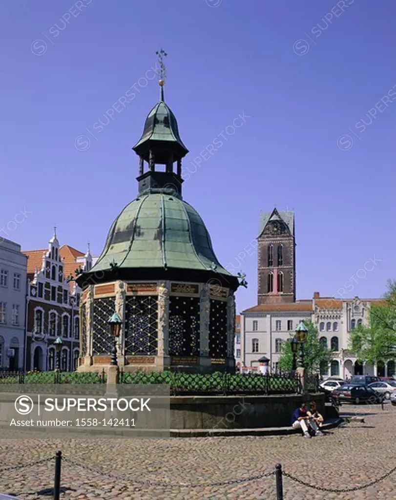 Germany, Mecklenburg-Western Pomerania, Wismar, market place, water-art, city, hanseatic city, pavilion, dodecagonal, water supply, early-up-to-date, ...