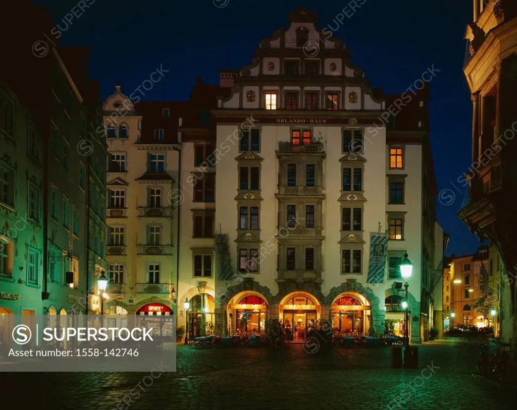 Germany, Upper Bavaria, Munich, Platzl, Orlandokeller, pavement cafés, of evening, Bavaria, city center, pedestrian precinct, Orlando-Haus, pubs, cafe...