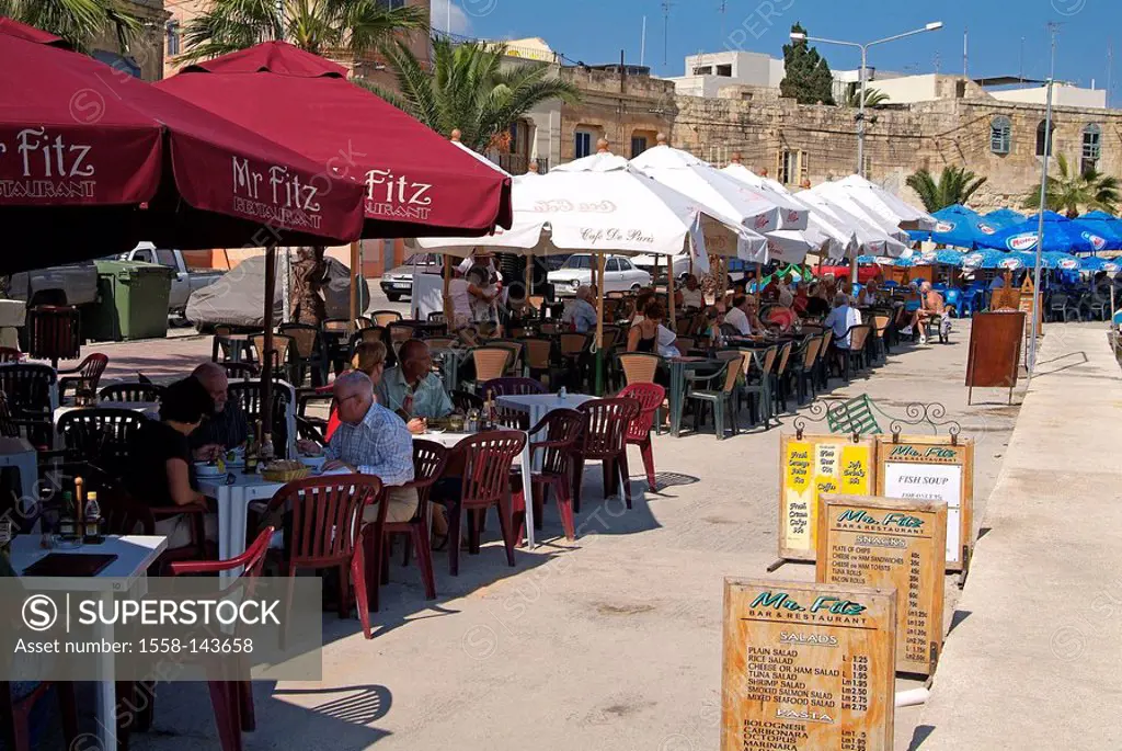 Malta, Marsaxlokk, harbor_promenade, restaurants