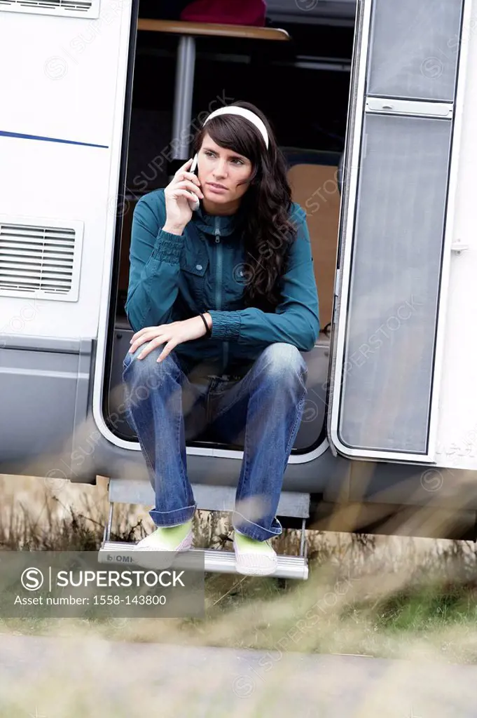 Camper, woman, young, 20_30 years, cell phone, telephone,