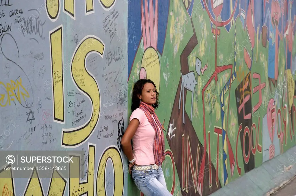 Germany, Berlin, woman, young, Eastside Gallery, Berlin wall, people, colored