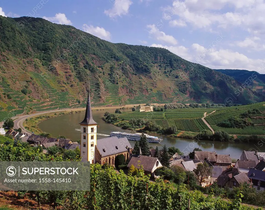 Germany, Rhineland_Palatinate, Bremm, locality perspective, church, river Moselle, Moseltal Moselle_loop place wine_region, wine_growing, wine_growing...