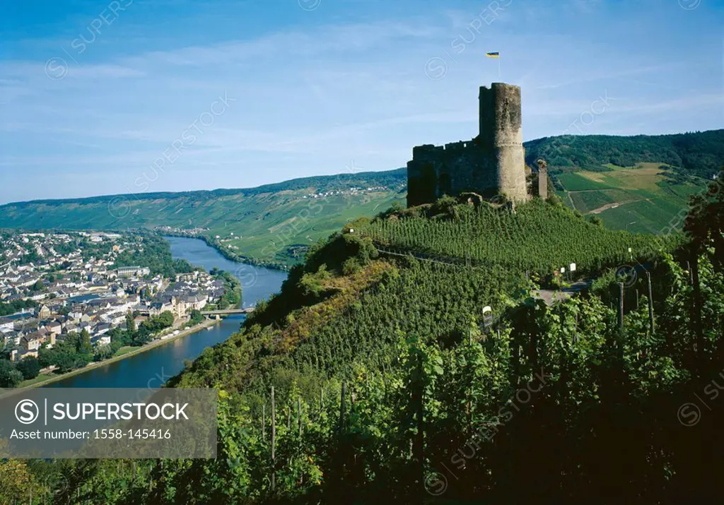 Germany, Rhineland_Palatinate, Bernkastel_Kues, castle Landshut, river Moselle, Moseltal, place, wine_region, wine_growing, wine_growing_area, wine_gr...