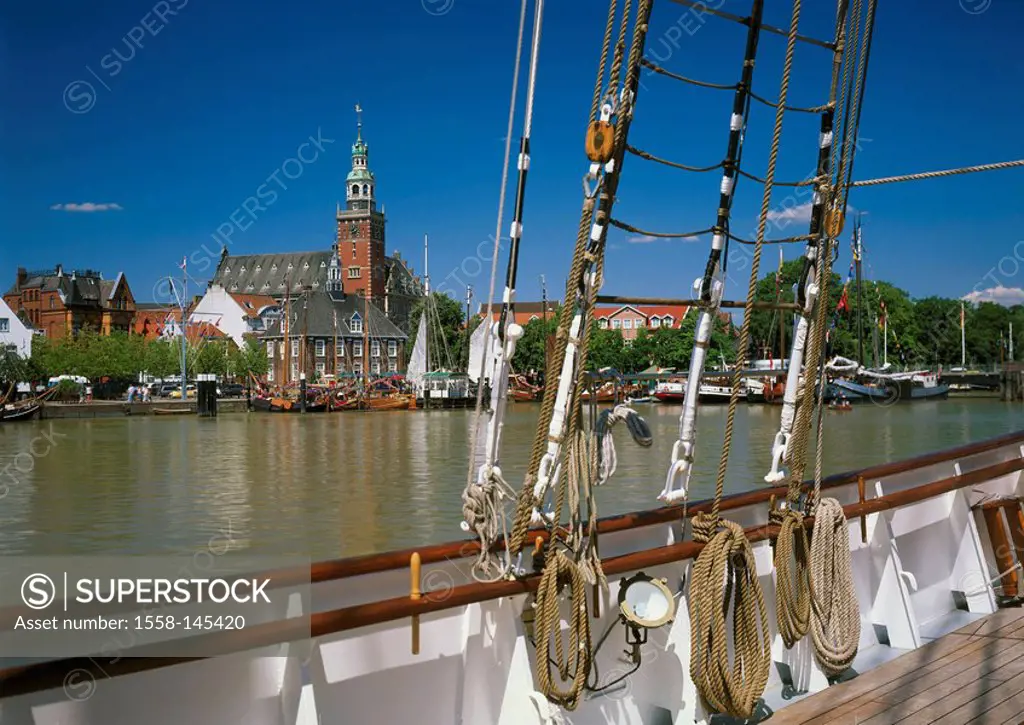 Germany, Lower Saxony, empty, city view, town hall, harbor, ship, detail, Northern Germany, East Frisia, city, port, waters, river, landing place, bri...