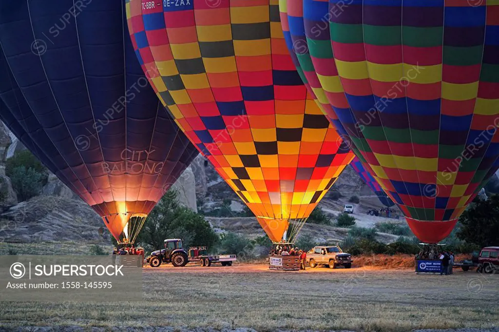 Turkey, Cappadocia, Göreme valley, hot_air balloons