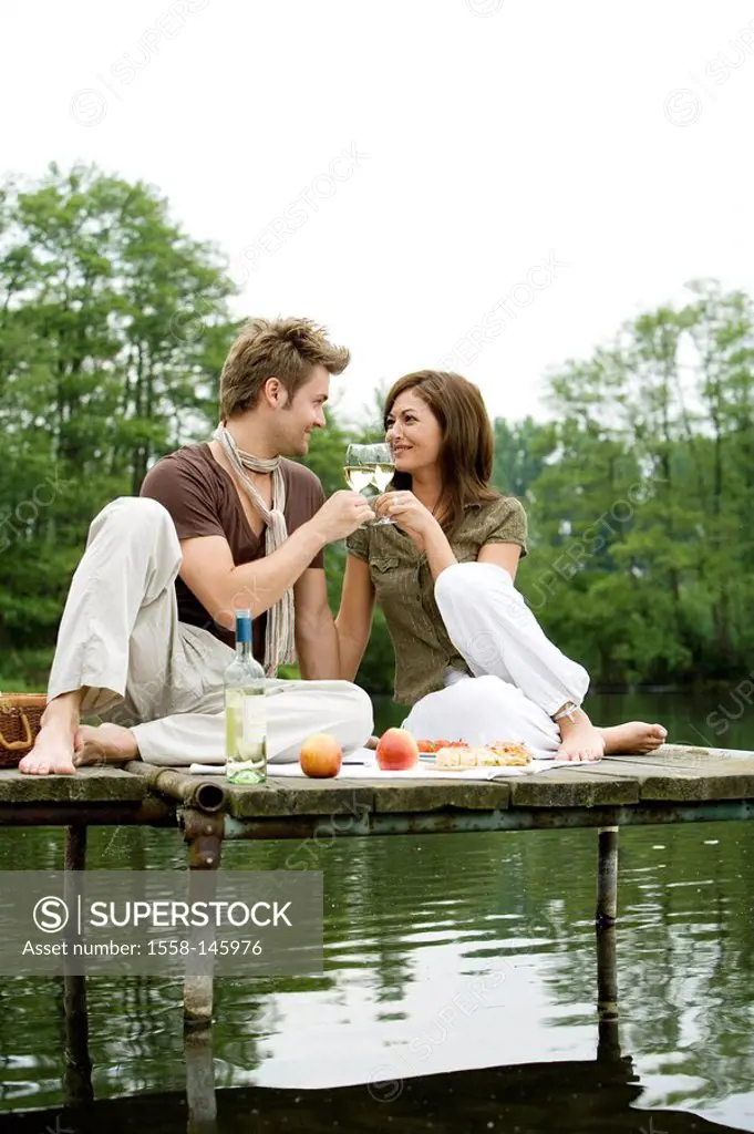 lake,pair, bridge, fallen in love, sitting, picnic,