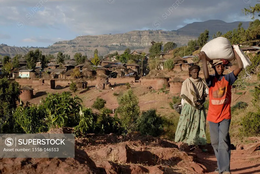 Ethiopia, Lalibela, couple, load, Africa, carries East_Africa, village mountain_village people, natives people, colored, woman, man, head_load, way ho...