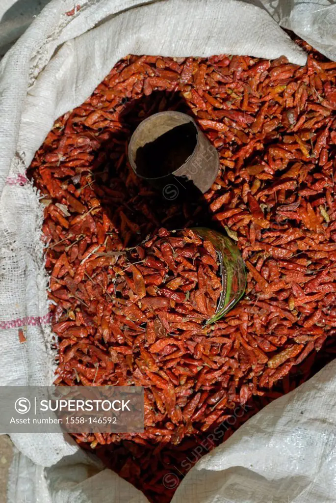 Ethiopia, Harar, market, sack, sale, chili, top view, Africa, East_Africa, chili_pods, red, vegetables, paprika, pods, peppers, spice_paprika, chilis,...