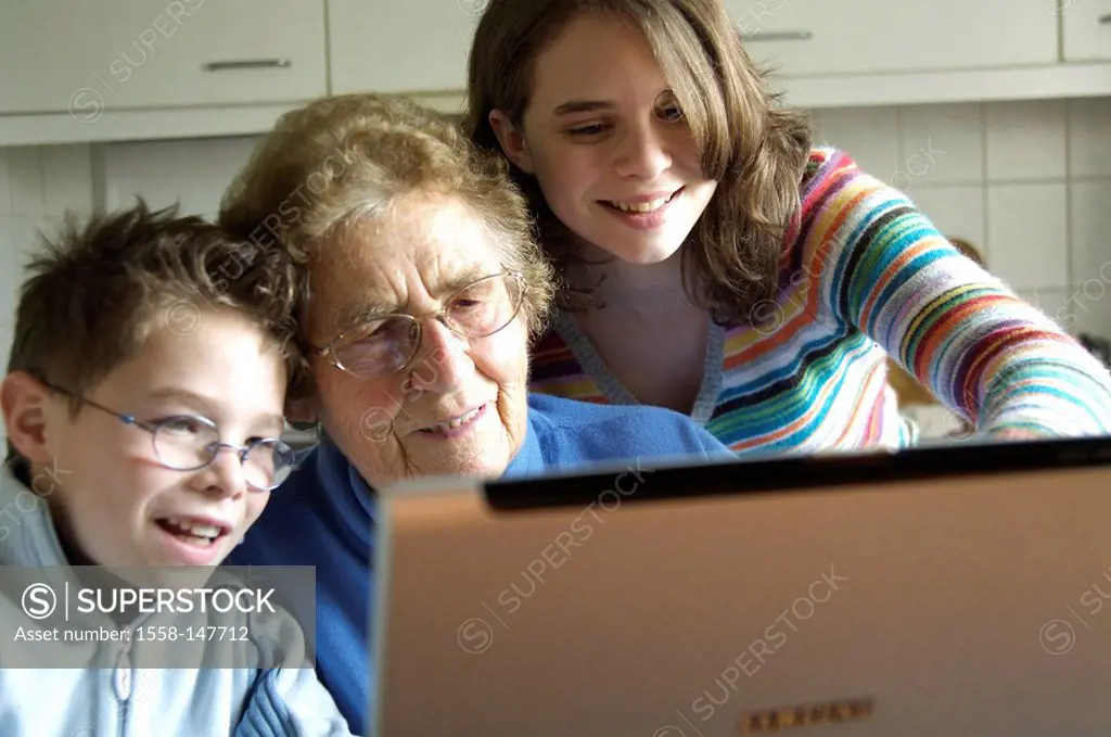 Senior, grandchildren, Notebook, surfing the web, cheerfully, detail, series, people, woman, grandma, seniors, children, grandsons, boy, girl, compute...