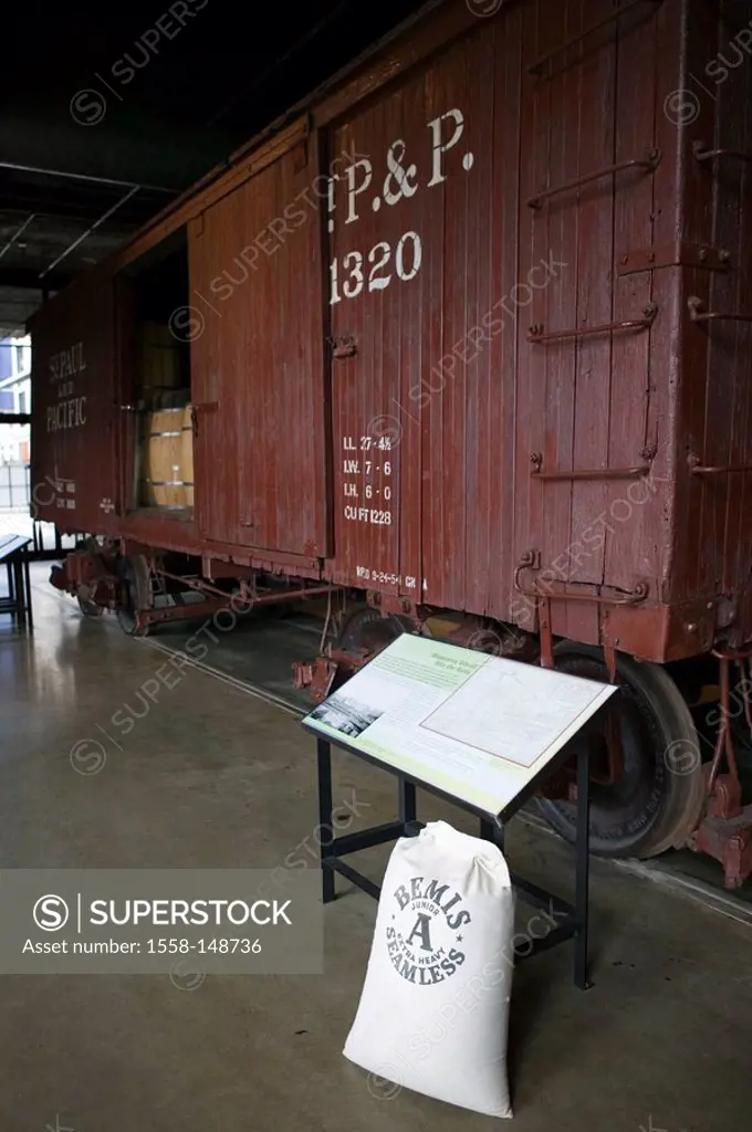 usa, Minnesota, Minneapolis, mill_museum, railroad_freight car, sign