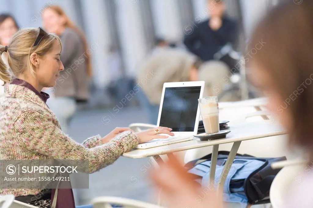 pavement café, woman, young, laptop, data input, at the side, series, people, student, 20_30 years, blond, cardigan, cafe, outside, sitting, computers...