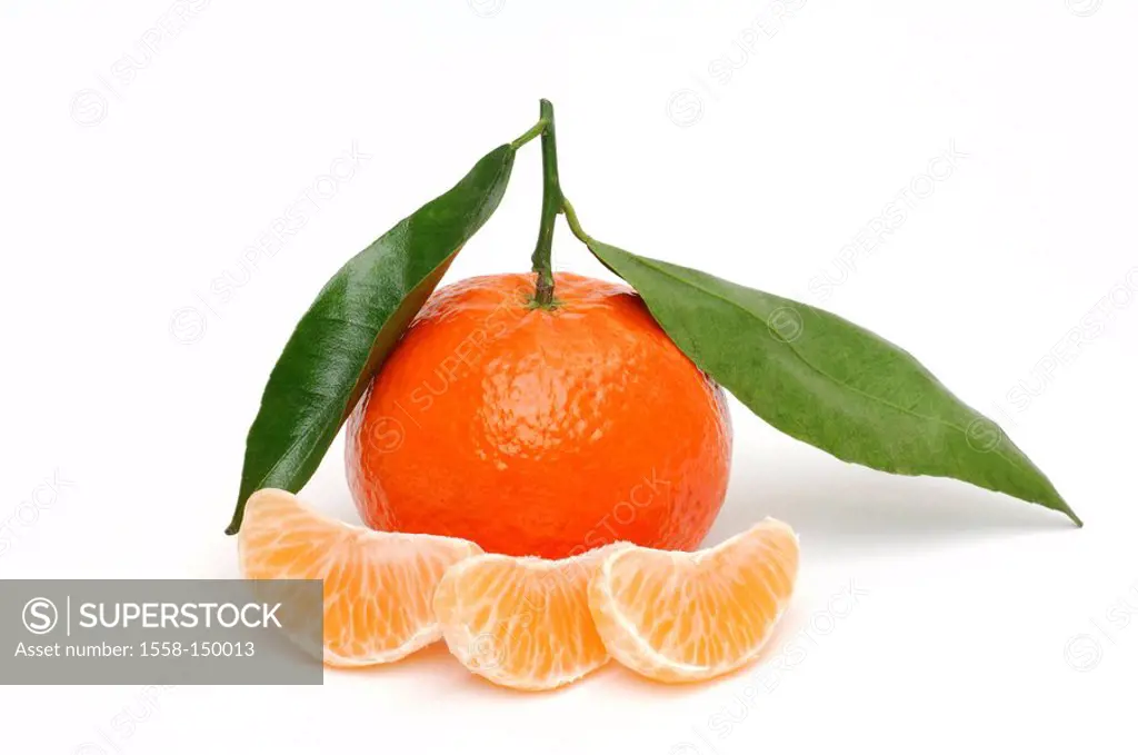 Tangerine, completely, tangerine_piece, three, series, fruit, fruits, South_fruits, clementine, citrus fruits, stems, stalk, leaves, healthy, vitamin_...