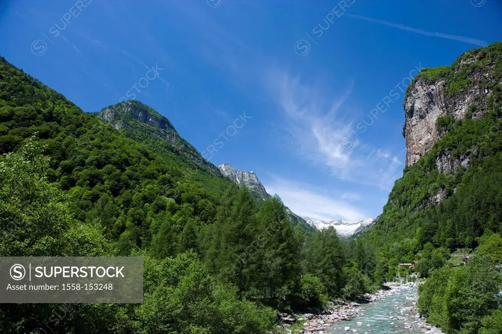 Switzerland, Tessin, Valle Verzasca, Brione, Val Osola, river Osola,