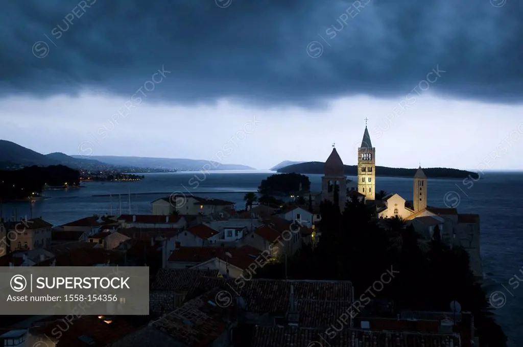 Croatia, Kvarner bay, island Rab, town Rab, town overview, steeple, Johannis church, lighting, evening, clouds,