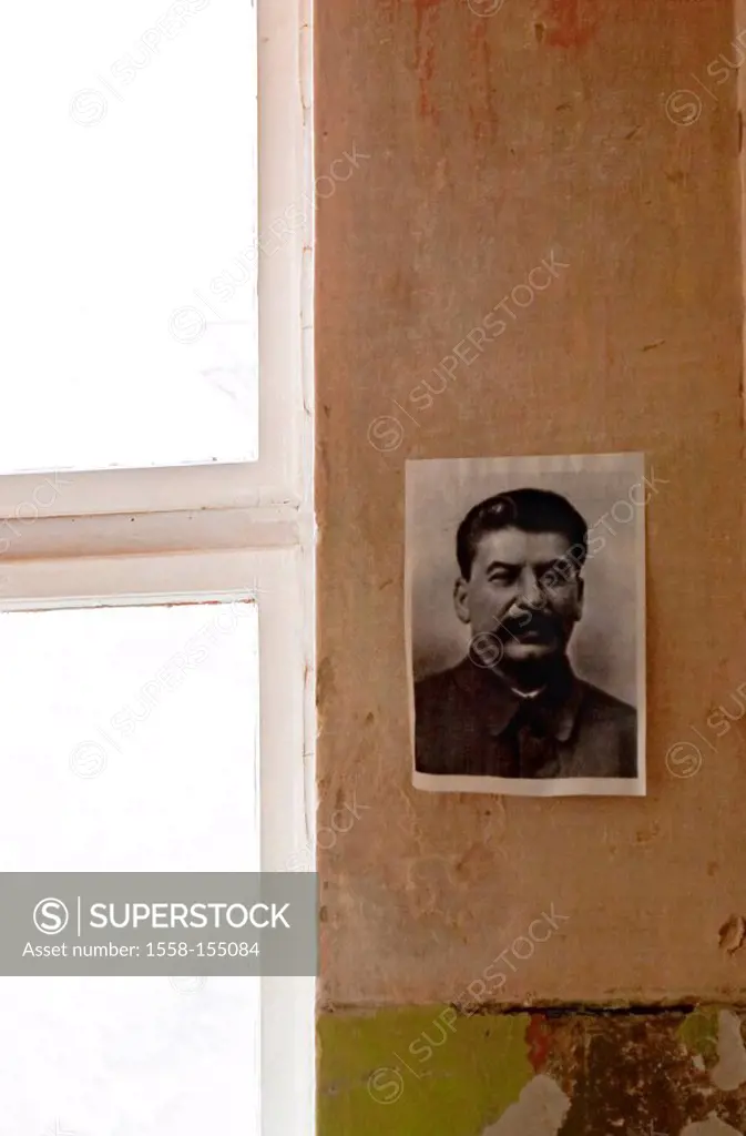 Living space, wall, picture, Stalin´s portrait,
