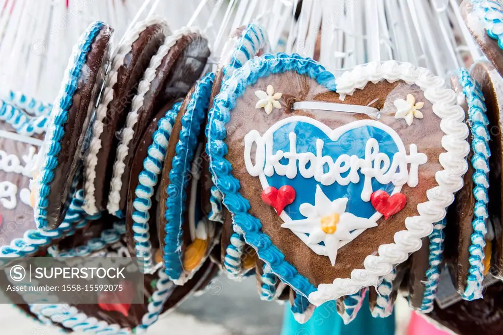 Giant gingerbread heart with the inscription Oktoberfest, Munich, Oktoberfest