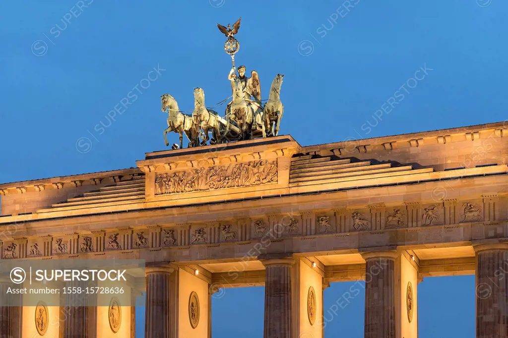Berlin, Brandenburg Gate, Quadriga, blue hour, illuminated