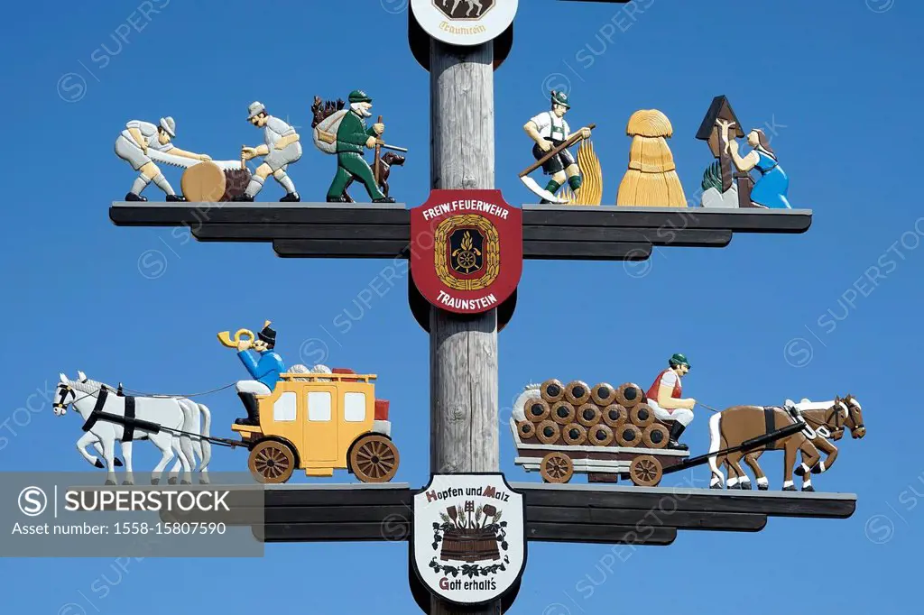 Germany, Bavaria, Upper Bavaria, Traunstein, town square, maypole, detail