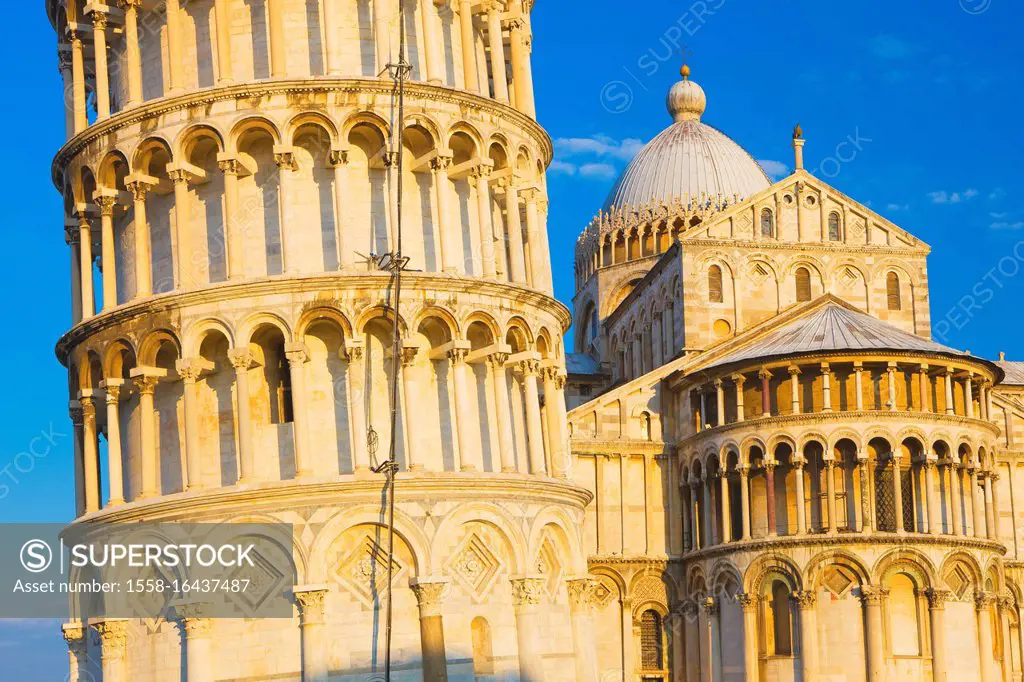 Italy, Tuscany, Pisa, Leaning Tower of Pisa, Pisa Cathedral, Cathedral Square