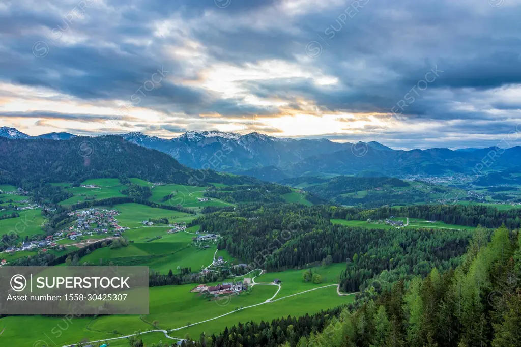 Vorderstoder, village Vorderstoder, mountain Sengsengebirge, from viewing platform Stoderer Weitblick in Pyhrn-Priel, Upper Austria, Austria