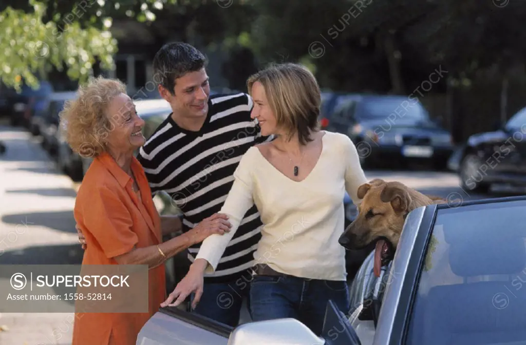 Roadside, car, mother, daughter, son, grown-up, dog, parting, outside, summer, women, two, man, children, arises, daughter-in-law, mood, love, pleases...
