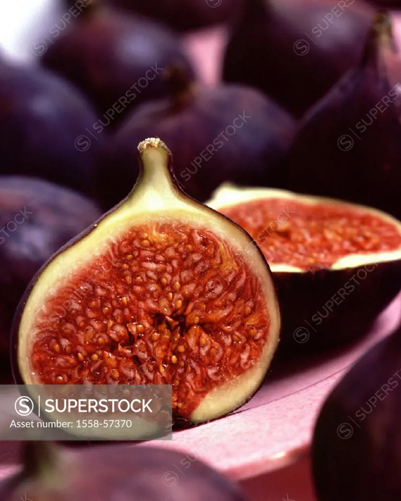 Figs, completely, halves, fruit