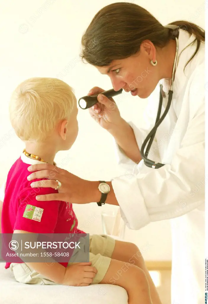 Pediatrician, toddler, examination