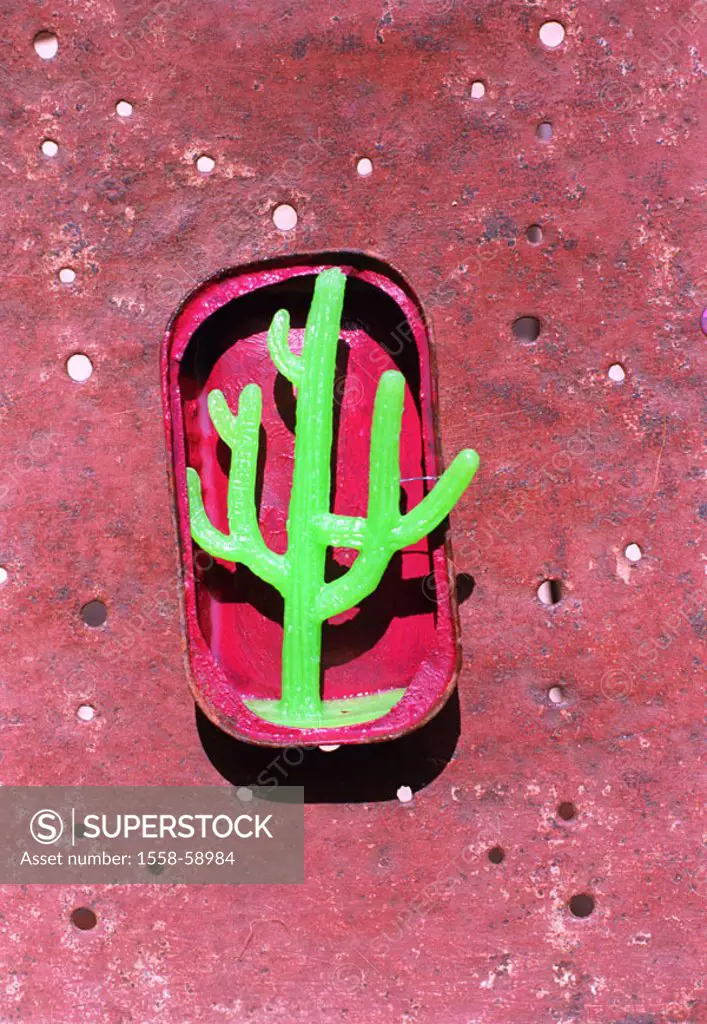 Can, plastic cactus,   Can, can, old, empty, varnishes, red, green, colors,  Contrast, color contrast, sharply, artificially, symbol, desolate,  desol...