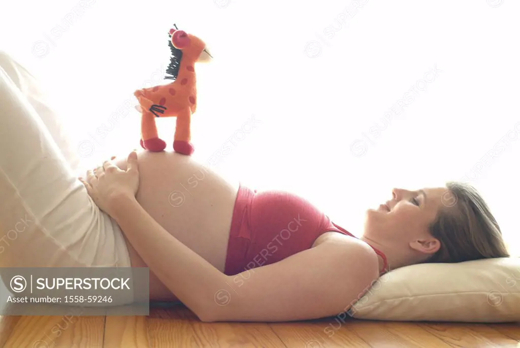 Woman, pregnant, Bauchfrei, lies,  Floor, relaxation, stomach,  Material animal, at the side Gestation, Gravidität, 25 - 35 years, pregnant, pregnancy...