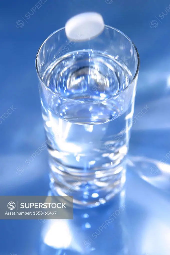 Glass, water, effervescent tablet, falls    Health, corrugate It, tumbler, drinks tumbler, liquid beverage quiet water, clearly, fresh, crystal-clear,...
