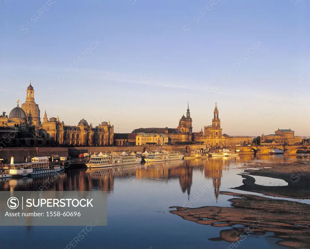 Germany, Saxony, Dresden,  view at the city, river, Elbe, ships,  Europe, Central Europe, city, cityscape, buildings, women church, Semperoper, archit...