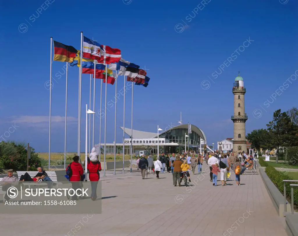 Germany, Mecklenburg-Western Pomerania,  Warnemünde, promenade, passer-bys,  Old lighthouse Europe, Central Europe, north-east Germany, Hanseatic town...