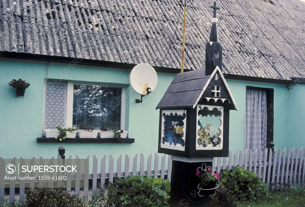 Poland, residence, detail, fence, ´soul little houses´  Rzeczpospolita Polska, house, house facade, green, mintgrün, fence, wood fence, ´church little...