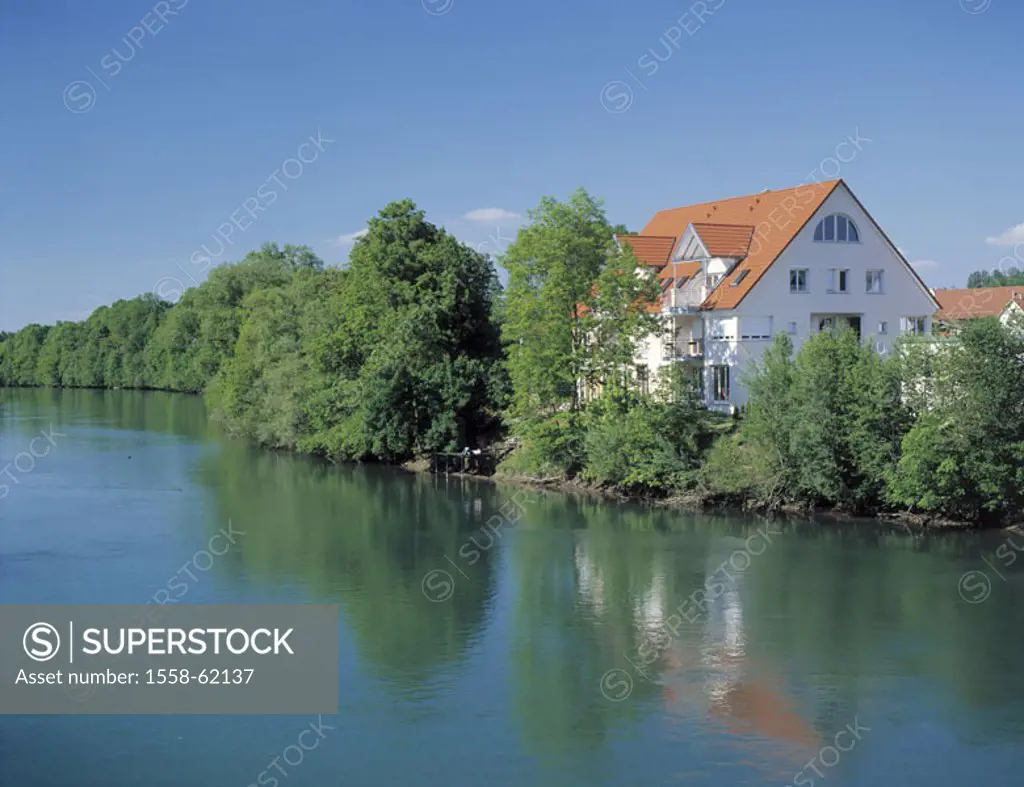 Germany, Bavaria, Illerbeuren,  River Iller, shores, residence  Europe, Southern Germany, Allgaeu, Illerwinkel, house, multiple-family dwelling, river...