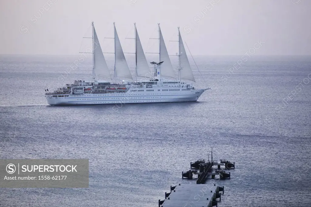 Grenada, St. George´s, harbor,  Cruise ship ´club Med 2´, Overview Caribbean, West Indian islands, little one Antilles, islands over the wind, island,...