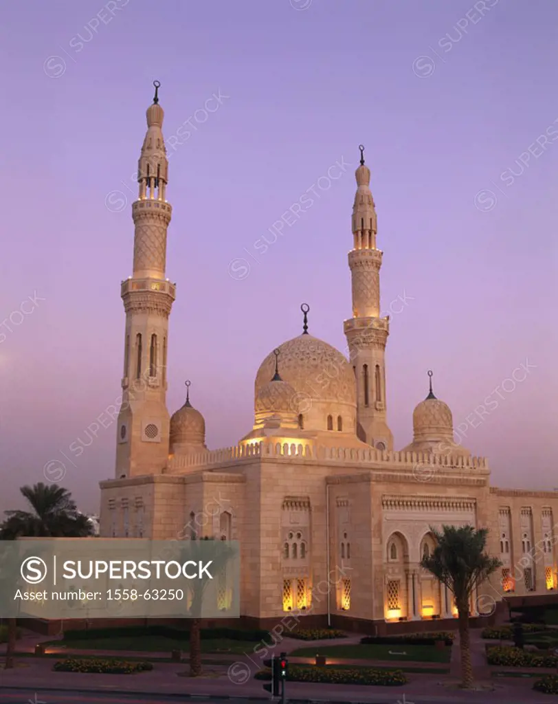 United Arabic emirates, Dubai, Jumeriah mosque, illumination,  Evening Fore Orient, Near east, near east, Arabic peninsula Arabia VAE of United Arab e...