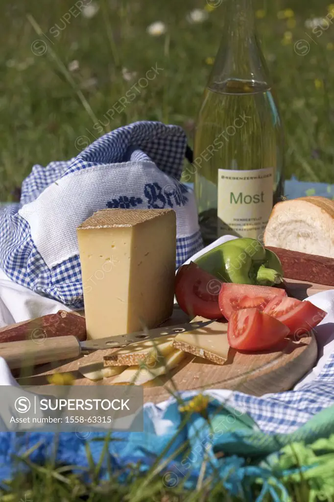 Meadow, picnic, detail   Food, food, bottle, cider, drinking, meal, cheese, sausage, bread, vegetables, paprika, tomato, cutting board, wooden platter...